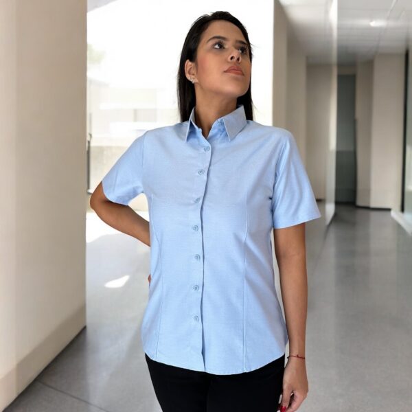 Camisa Carolina Celeste Mangas Cortas